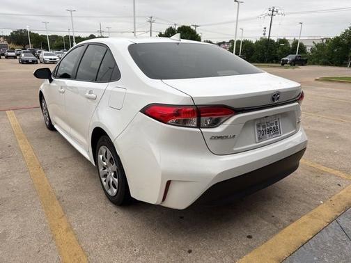Ice Cap 2025 Toyota Corolla Hybrid LE