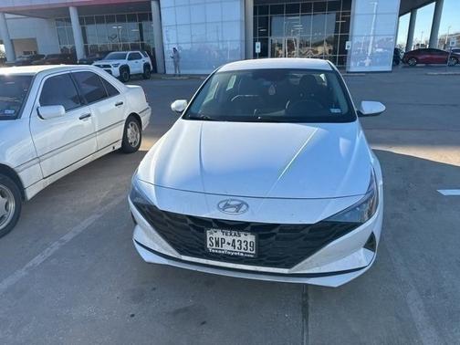 2021 Hyundai ELANTRA SEL