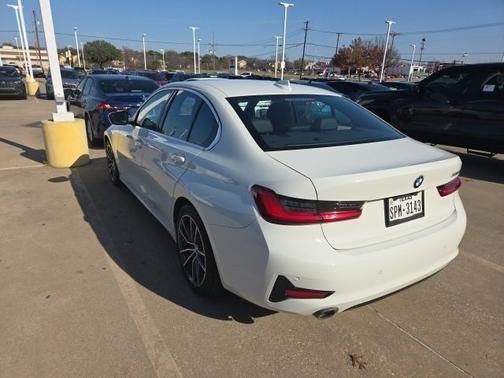 2019 BMW 330 330i