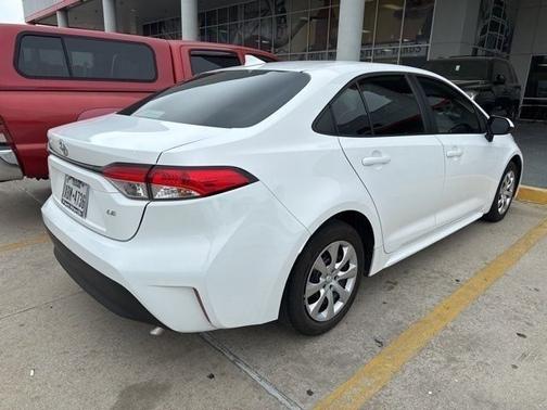 Ice Cap 2025 Toyota Corolla LE
