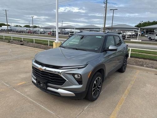 Sterling Gray Metallic 2025 Chevrolet Trailblazer LT