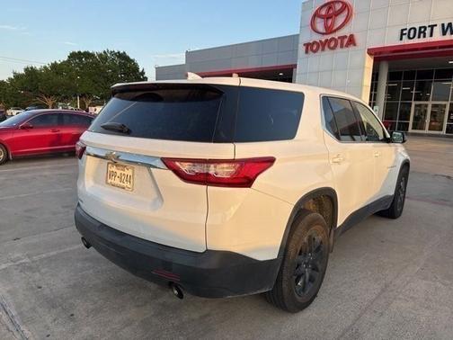 Summit White 2019 Chevrolet Traverse LS