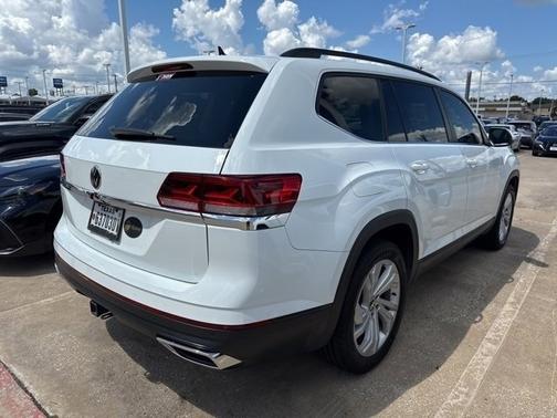 2022 Volkswagen Atlas 3.6L SE w/Technology