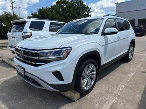 2022 Volkswagen Atlas 3.6L SE w/Technology