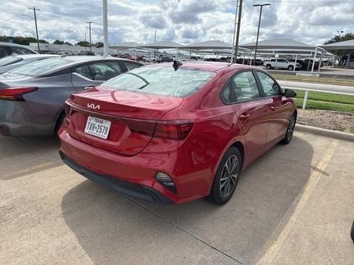2024 Kia Forte LXS
