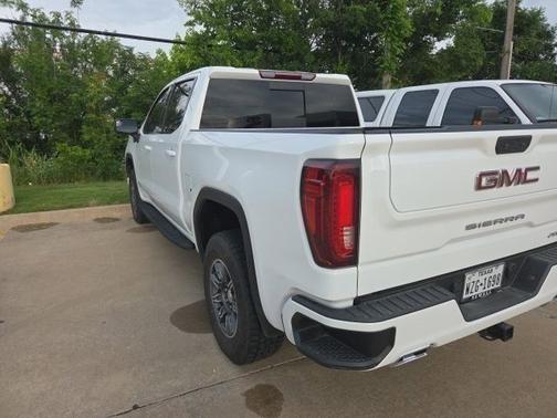 Summit White 2022 GMC Sierra 1500 AT4