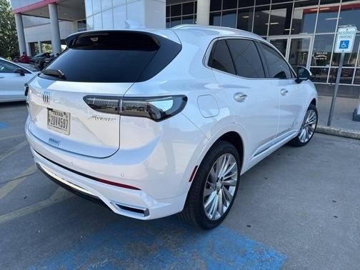 2025 Buick Envision Avenir AWD