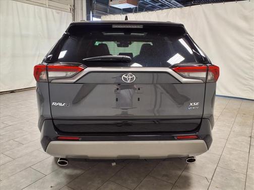 2025 Toyota RAV4 Hybrid SE