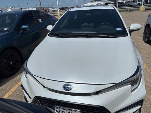 Wind Chill Pearl 2025 Toyota Corolla Hybrid SE
