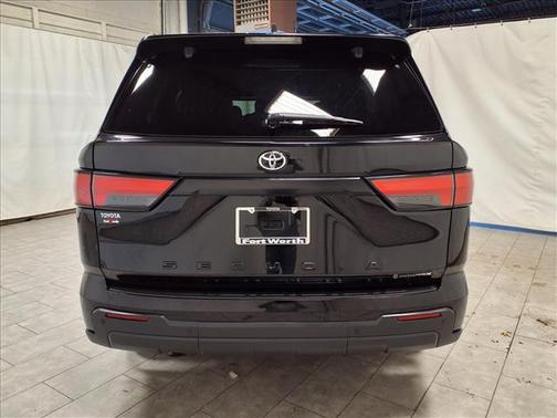 2025 Toyota Sequoia SR5