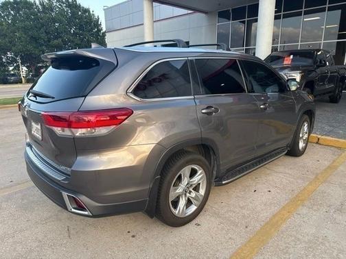 Predawn Gray Mica 2018 Toyota Highlander Limited