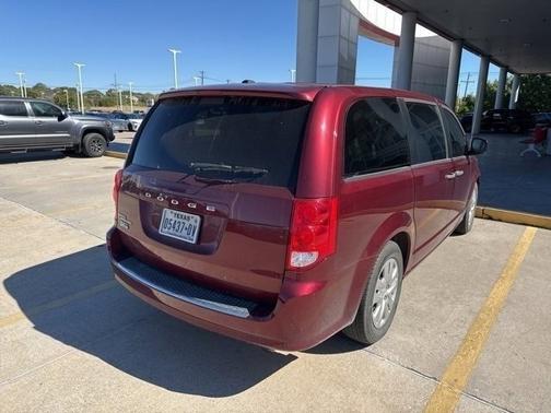 2020 Dodge Grand Caravan SE