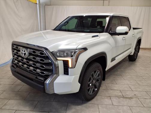 2025 Toyota Tundra Hybrid Platinum