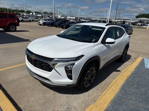 2024 Chevrolet Trax LT