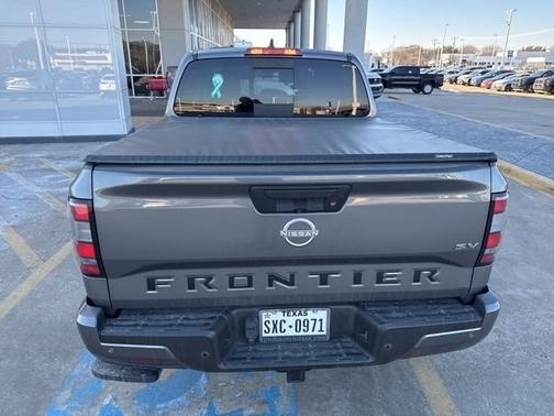 2023 Nissan Frontier SV
