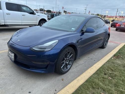 2021 Tesla Model 3 Standard Range Plus