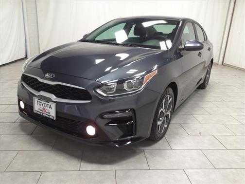 Photo 4 of 26 of 2021 Kia Forte LXS