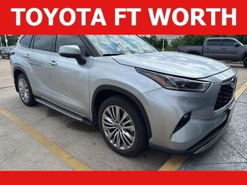 2023 Toyota Highlander Platinum