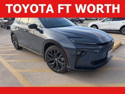 2025 Toyota Crown Signia Limited