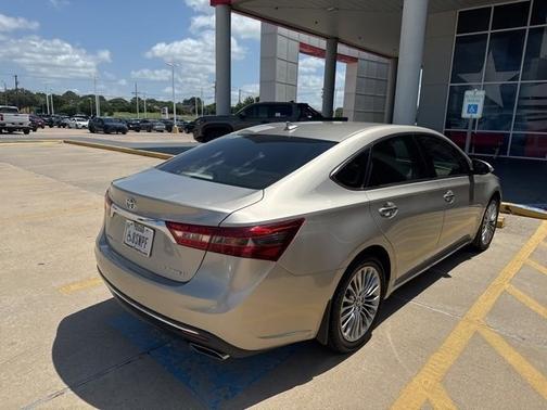 2017 Toyota Avalon Limited