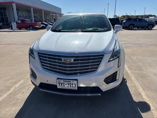 2018 Cadillac XT5 Platinum