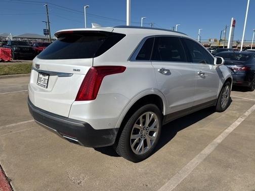2018 Cadillac XT5 Platinum