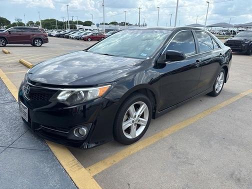 Attitude Black Metallic 2014 Toyota Camry L