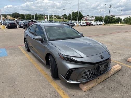 2025 Toyota Camry XSE