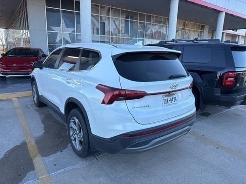 2021 Hyundai SANTA FE SE