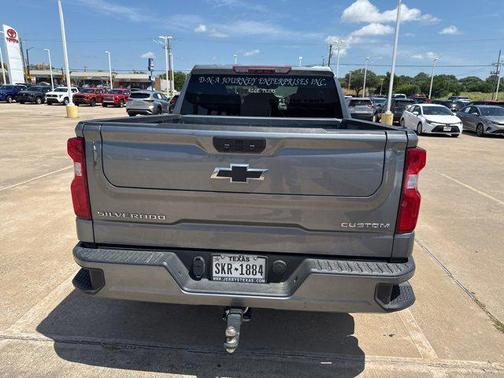 2022 Chevrolet Silverado 1500 Custom
