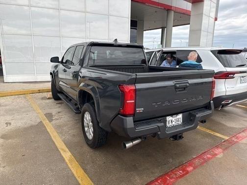 2025 Toyota Tacoma SR