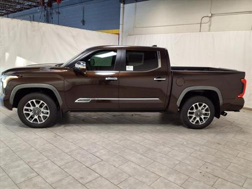 2025 Toyota Tundra Hybrid 1794 Edition