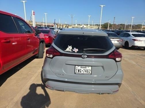 2022 Nissan Kicks SV