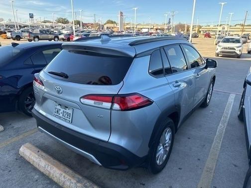 2023 Toyota Corolla Cross LE