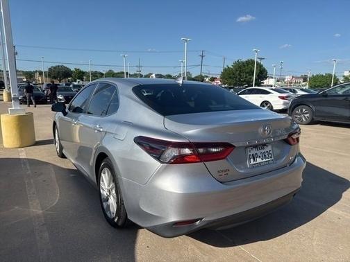 2021 Toyota Camry LE