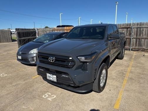 2025 Toyota Tacoma SR5