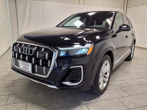 2025 Audi Q7 55 Premium Plus