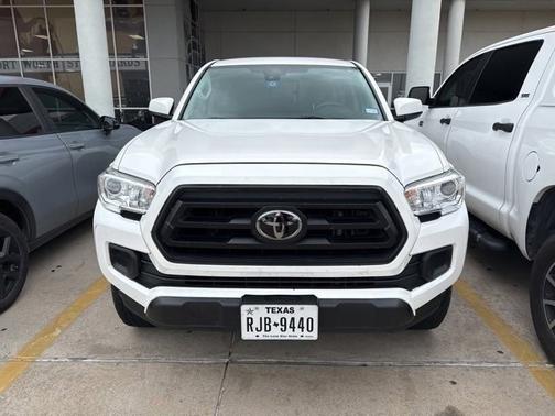 2022 Toyota Tacoma SR