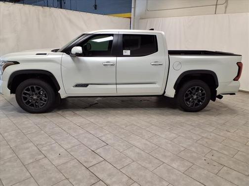 2025 Toyota Tundra Hybrid Platinum