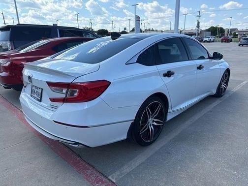 Platinum White Pearl 2021 Honda Accord Hybrid Touring