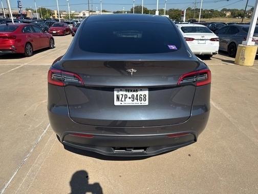 2021 Tesla Model Y Standard Range Rear-Wheel Drive