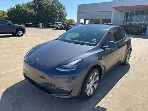 2021 Tesla Model Y Standard Range Rear-Wheel Drive