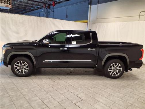 2025 Toyota Tundra Hybrid 1794 Edition