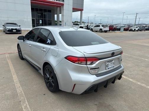 Classic Silver Metallic 2023 Toyota Corolla SE