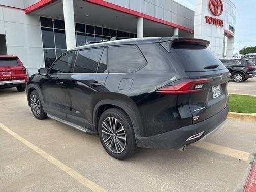 Midnight Black Metallic 2026 Toyota Grand Highlander Hybrid Platinum MAX