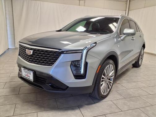2024 Cadillac XT4 Premium Luxury