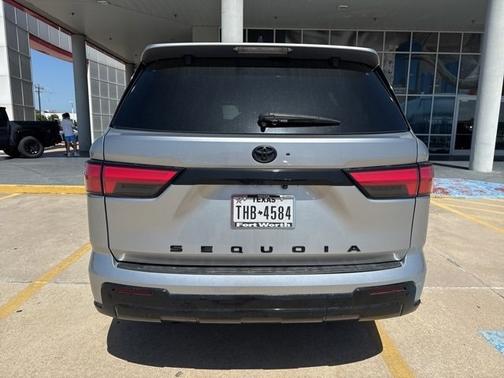 2024 Toyota Sequoia Platinum