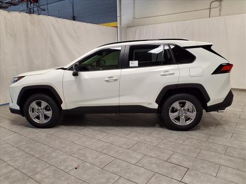 2025 Toyota RAV4 Hybrid LE