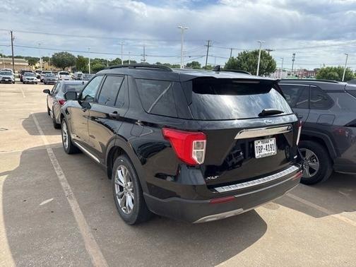 Agate Black Metallic 2020 Ford Explorer XLT