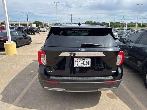 Agate Black Metallic 2020 Ford Explorer XLT